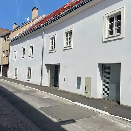 Moderne Zwei Altbauwohnung Im Stadtkern Lejlighed