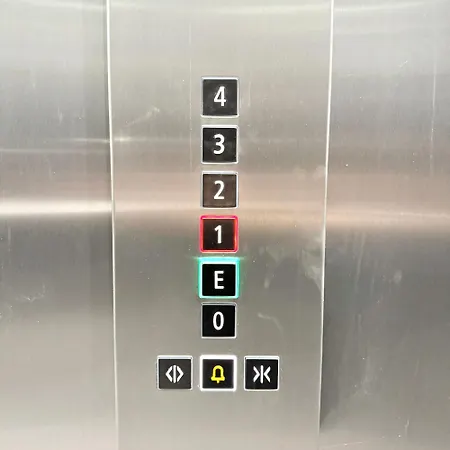 Ideal Fuer Geschaeftsreisende Und Wochenendgaeste * Wiener Neustadt