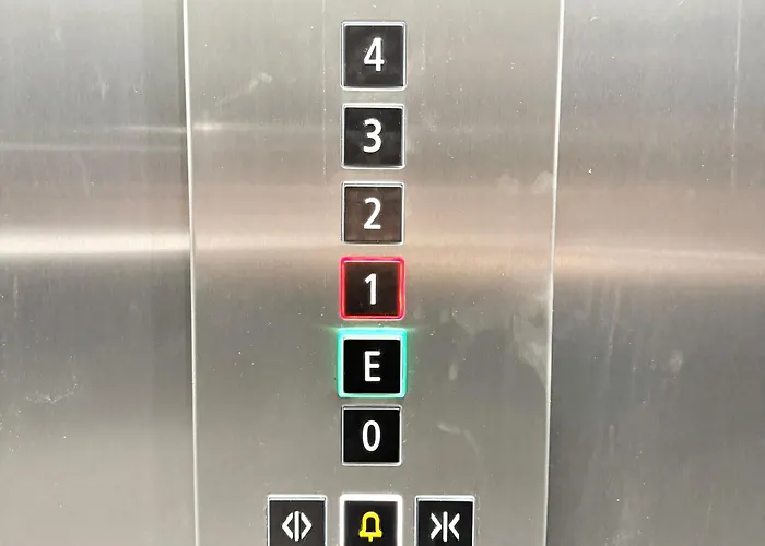 Ideal Fuer Geschaeftsreisende Und Wochenendgaeste * Wiener Neustadt